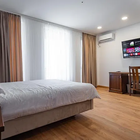 Voyager 3* Năvodari