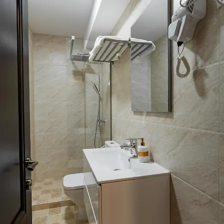 Voyager 3* Năvodari